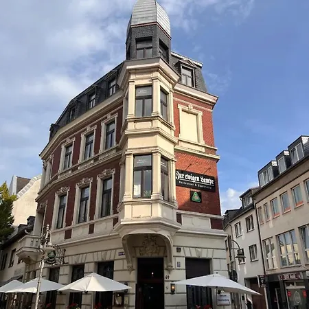 Appartement B Zur Ewigen Lampe Dritte Etage